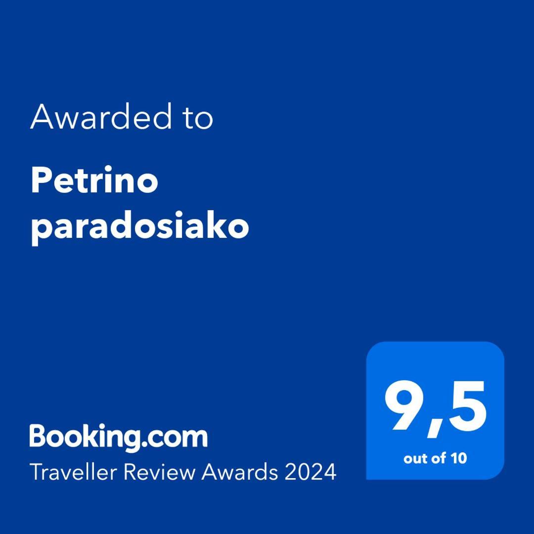 Petrino Paradosiako Kerames Exteriör bild